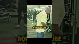 JULIÃO QUASE SE DEU MAL COM O APARELHO CAINDO NA ACSDEMIA! #maromba #renatocariani