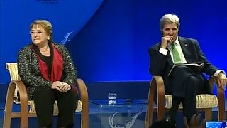 Bachelet participó junto a John Kerry en inauguración de la conferencia Nuestro Océanos