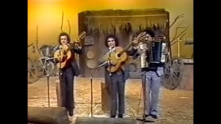 Download lagu Recordando o Trio Parada Dura (Creone, Barrerito e Mangabinha) mp3 Download lagu Recordando o Trio Parada Dura (Creone, Barrerito e Mangabinha) mp3