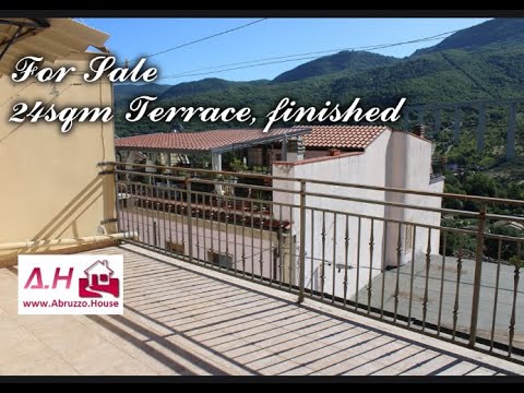 85sqm apartment, 24sqm terrace, renovated, lively town, swim pools, 2 beds, walk to bars,restaurants