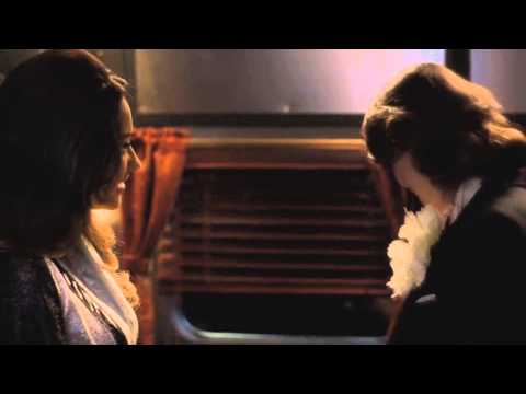 Pretty Little Liars - 03x13 - Emily and Paige kiss; Garrett grabs Spencer