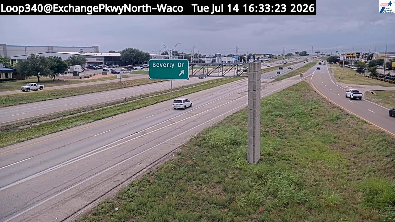 Live webcam view of Loop 340 North Traffic Cam
