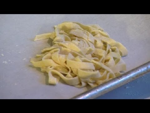 How to Dry Fresh Pasta for Future Use : Cooking Advice