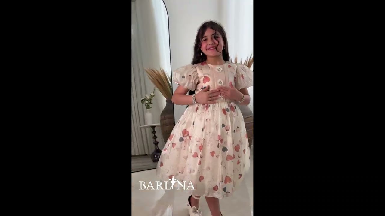 فستان بيج بناتي مزخرف بطبعة قلوب - سنة