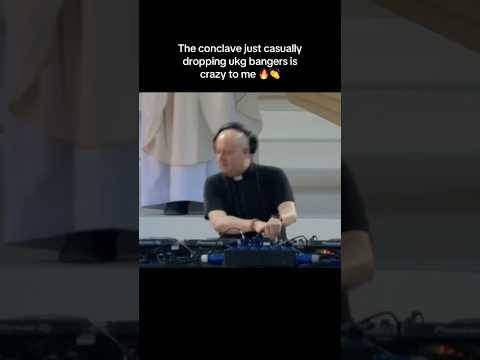 This is amazing 👏👏 #techno  #padreguilherme #conclave #pope #remix