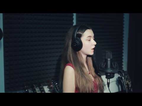 Be Stronger - Lexy Weaver