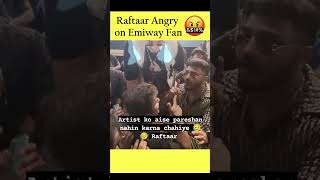 Raftaar Angry on a Fan during his Live Show🤬�