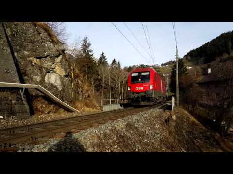 IC 662 zwischen Pians und Strengen