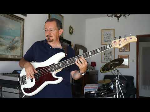 IO SONO VIVO (Pooh) - bassline by Roberto Salomone