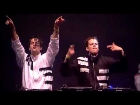 Alpha Twins - Smack My Derb Live Qlimax 2005