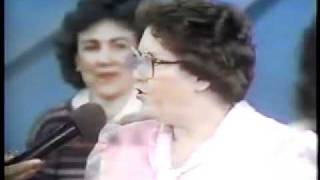 jello biafra and tipper gore on oprah 1986 part 1 of 4.flv