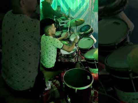 Hesa Ft. G. oka مهرجان اه واحلي شويه لعب علي الدرامز #حوده