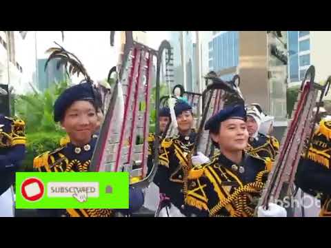 Drumband jaran goyang