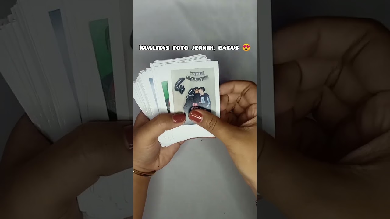 cetak foto polaroid sebanyak ini cuman 12ribu😳 #cetakfoto #fotopolaroid #racunshopee #racuntiktok