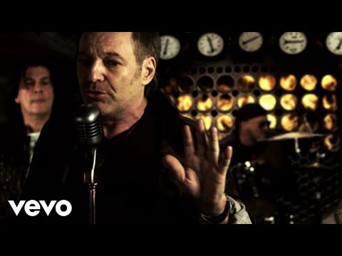 Video per il significato della canzone Manifesto futurista della nuova umanità di Vasco Rossi