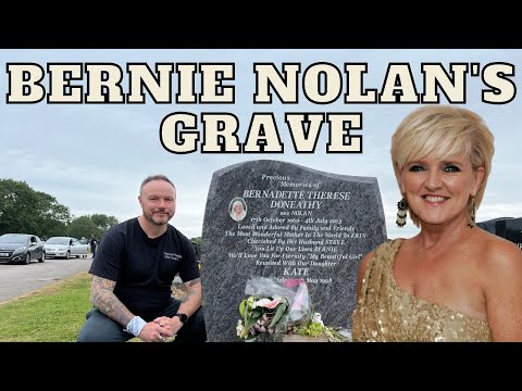 Bernie Nolan's Grave  - Famous Graves