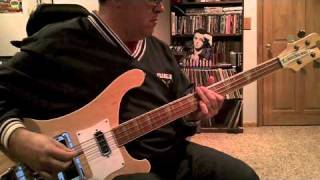Paul McCartney: Silly Love Songs (Bass Cover)
