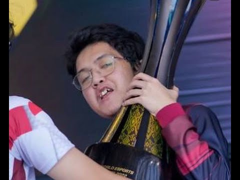 full time streamer . SUPPORT POV