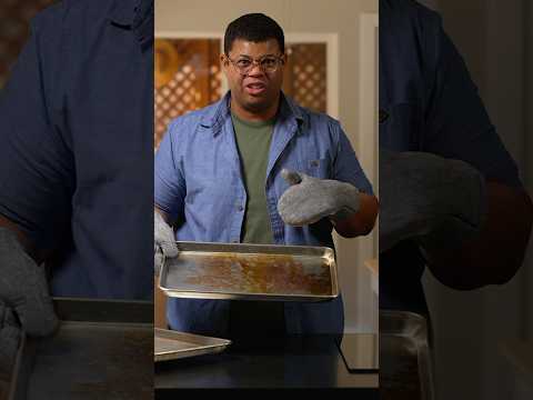 How to season your baking sheets #cleaning #shorts #bakingsheets #problemsolved