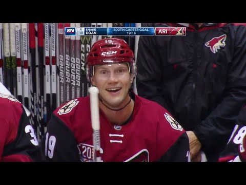 Shane Doan scores his 400th career NHL goal | December 23, 2016 | Coyotes  vs. Maple Leafs