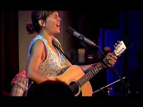 Madi Diaz Live at Acoustic Long Island
