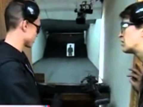 SHBA,KONTROLLI I ARMEVE RRITEN MASAT PER PAJISJEN ME ARME TE TE SEMUREVE MENDORE LAJM