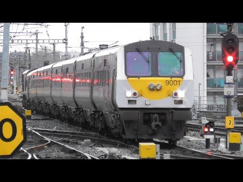 Irish Rail Enterprise Train 9001 + 201 Class Loco 207 - Connolly Station, Dublin