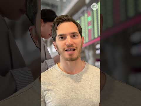 Thanksgiving travel tips for flights and refunds #Shorts