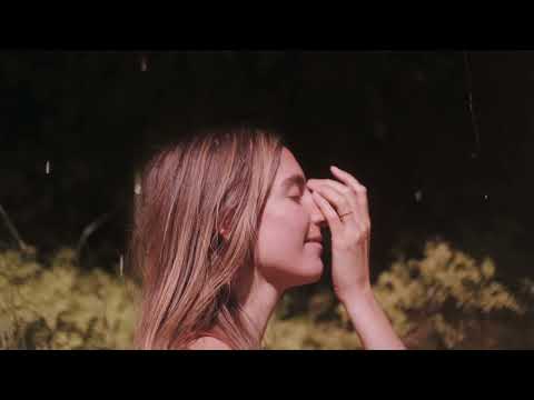 Jeska Onderwater ft. Lua Maria  - River of Light (Official Music Video)