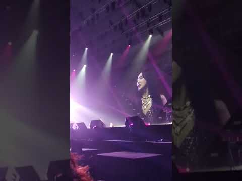 Super KPOP Festival Indonesia Day #1 2019 0928 15/34 Tiffany Young I Just Wanna Dance, Over My Skin