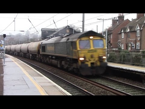 66603 6M92 12:23 West Thurrock Sidings Fhh to Tunstead Sdgs @ Stansted Mountfitchet 15/12/16