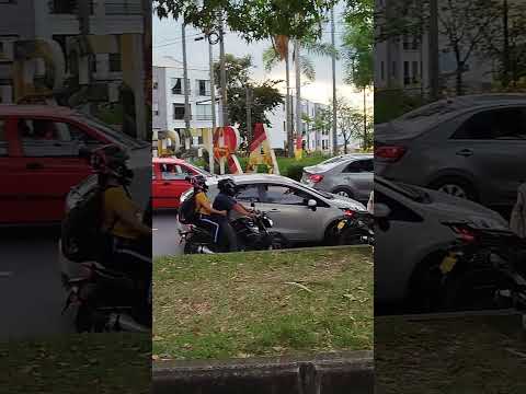 por las calles de Pereira