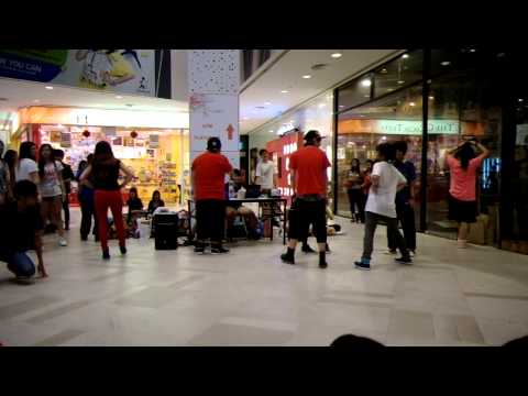 130201 KPOP Dance Off Vol 34: 2NE1 - I Am The Best (내가 제일 잘 나가)