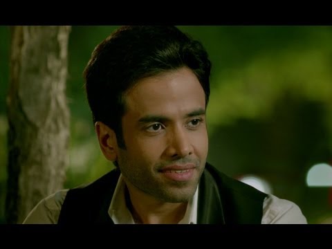 Tusshar Kapoor consoles depressed Brijendra Kala - Bajatey Raho