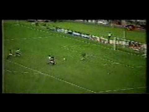 Gol Loco Abreu - San Lorenzo vs Colon (4-1 local).wmv