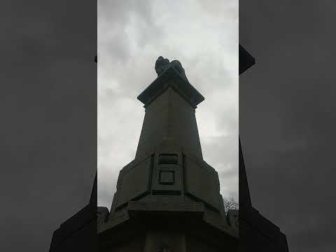 PLACA CONMEMORATIVA PLAZA FLORES #turismobuenosaires #viapublica #buenosaires #travel