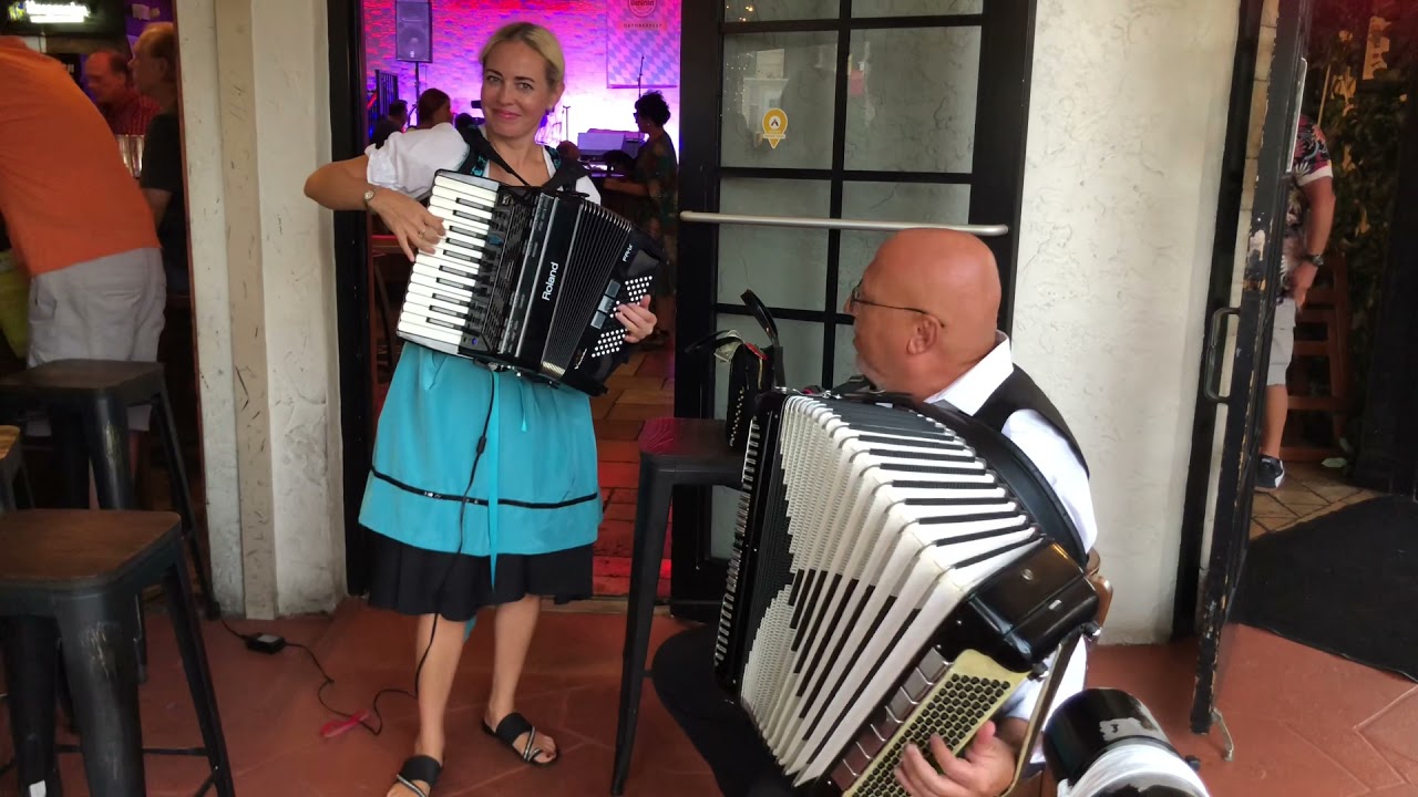 Promotional video thumbnail 2 for Dueling Accordions