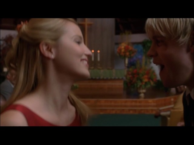Glee – Marry you (Full performance) 2×08