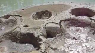 preview picture of video 'Boiling Springs Lake, Lassen Volcanic National Park, California'