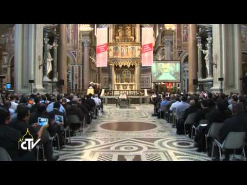 El Papa habló sin papeles a los sacerdotes