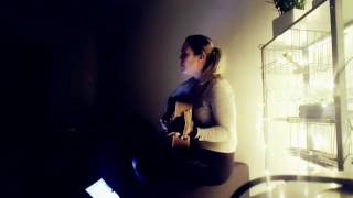 Comet blue - watch the sun (cover: Sarah Bergkvist)