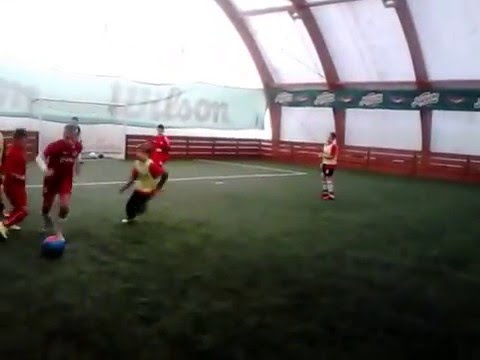 FK Radnički (Novi Beograd) - FK Crveni Orao / generacija 2005   1:8 (1:5)   Prvo poluvreme