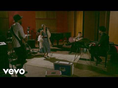 Bruno Martini - Sun Goes Down (Ao Vivo Em São Paulo / 2017) ft. Isadora