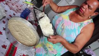 BOLO DE MANDIOCA DA ALEXANDRINA