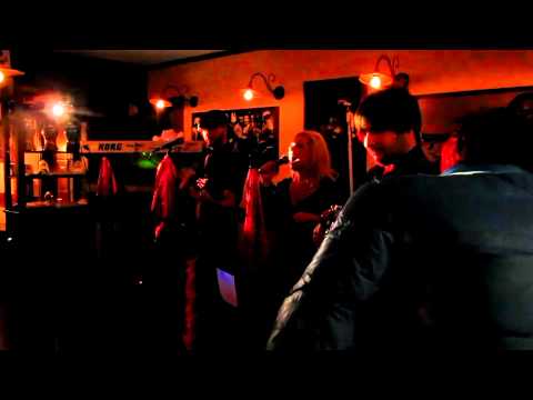 Feelig Club Bar Giois Calvene