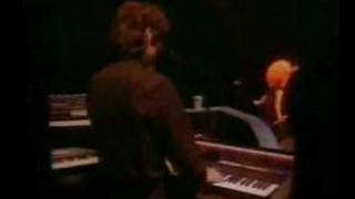 Toyah - Danced (Live on Theatre Royal)