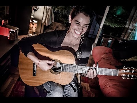 YAéYA - PAULA PAZ "Qué"