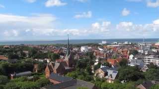 preview picture of video 'Alter Leuchtturm auf Borkum - Blick über die Stadt 14.08.2013'