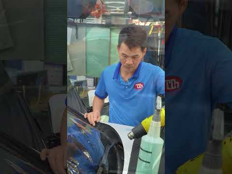 BMW dán phim 3M Crystalline, giải phấp tối ưu cho xế yêu của bạn.