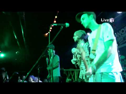 Ogi 23 ft. Feel - Enjoy (Live @ Mixtape 5 17/12/2011)